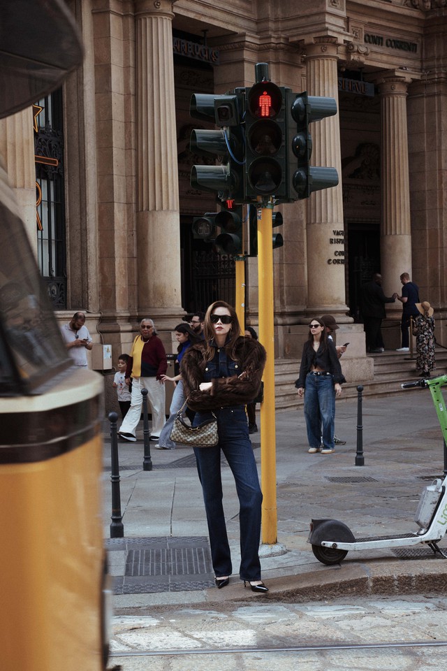 Hồ Ngọc H&agrave; toả s&aacute;ng ở Milan, đ&uacute;ng đẳng cấp &lsquo;Friend of House&rsquo; của Gucci - Ảnh 2.