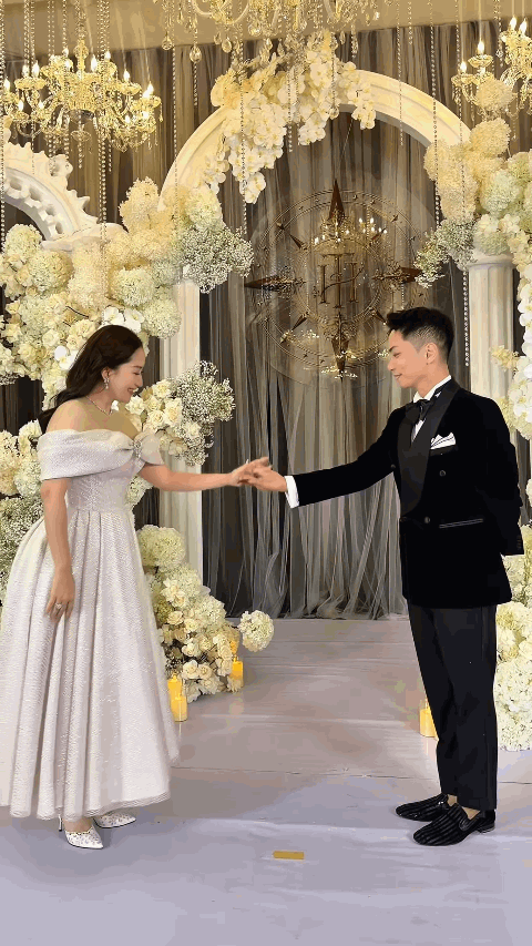 Khánh Thi - Phan Hiển khiêu vũ "là thần" - Ảnh 1.