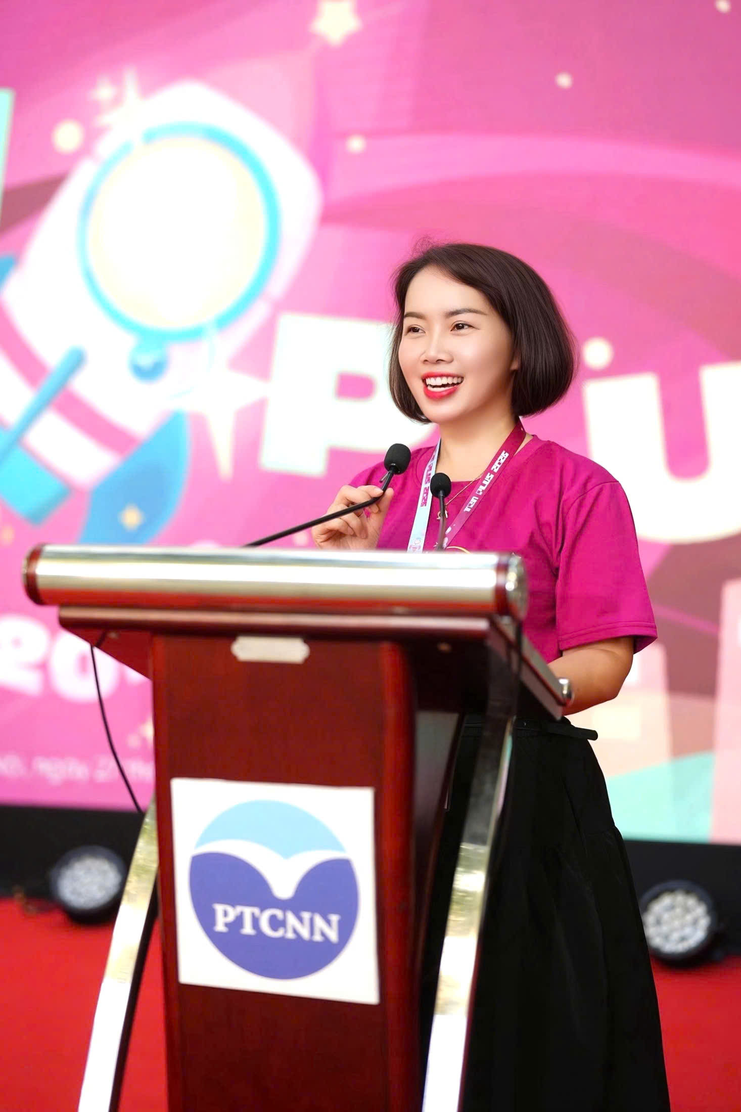 Gần 20 năm qua, Chuy&ecirc;n Ngữ vẫn giữ một "đặc sản" để ch&agrave;o học sinh mới: Trường ngo&agrave;i thấy m&agrave; muốn tham gia k&eacute;!- Ảnh 7.