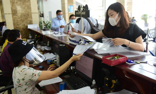 Cơ quan Thuế lưu &yacute; người hưởng lương: C&oacute; thể được giảm trừ tới 47 triệu đồng/năm, cần giữ những giấy tờ g&igrave;? - Ảnh 1.