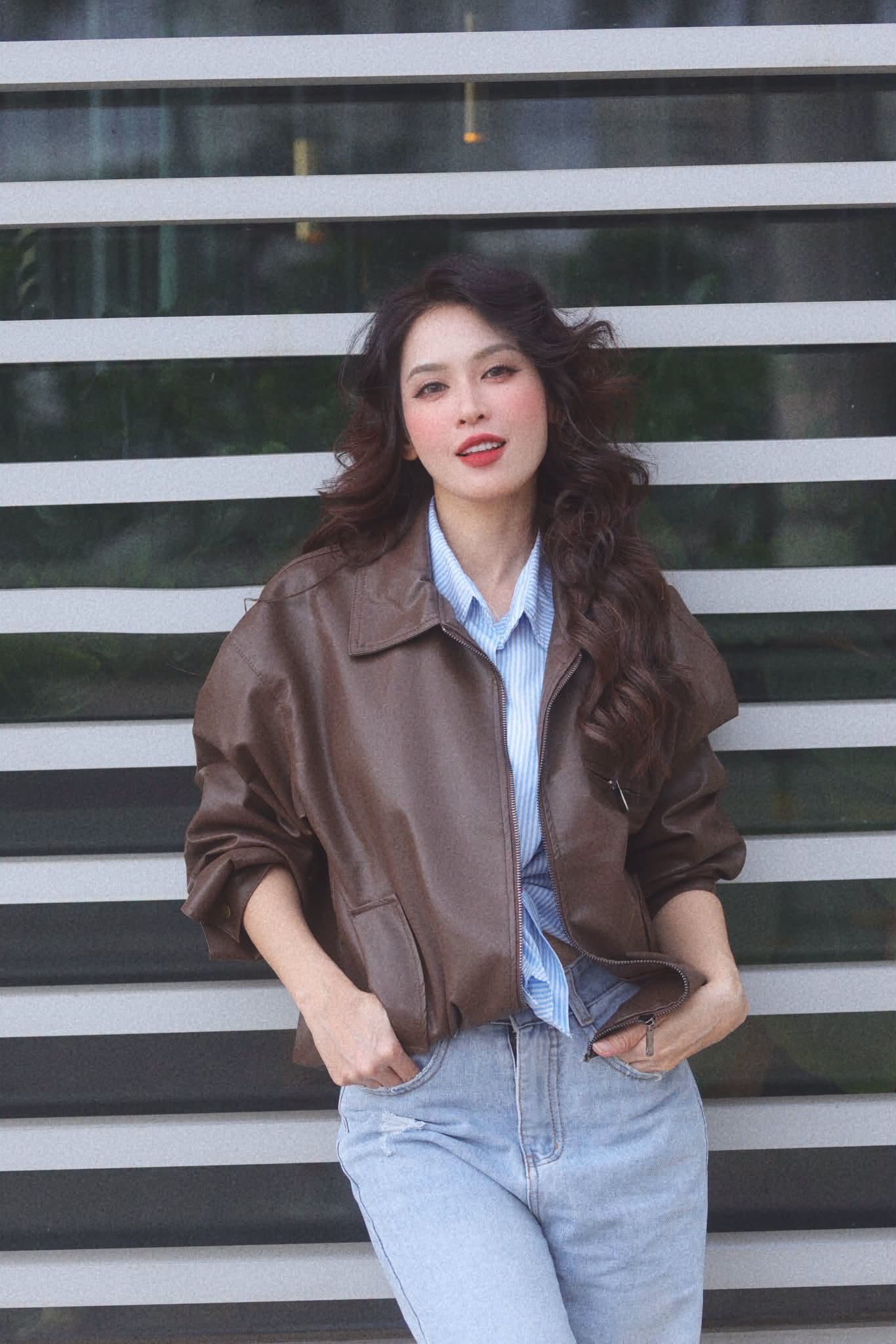 Th&aacute;nh hack tuổi Vbiz lọt đề cử đẹp nhất thế giới, nhan sắc như Chi Pu - Tiểu Vy cộng lại- Ảnh 7.