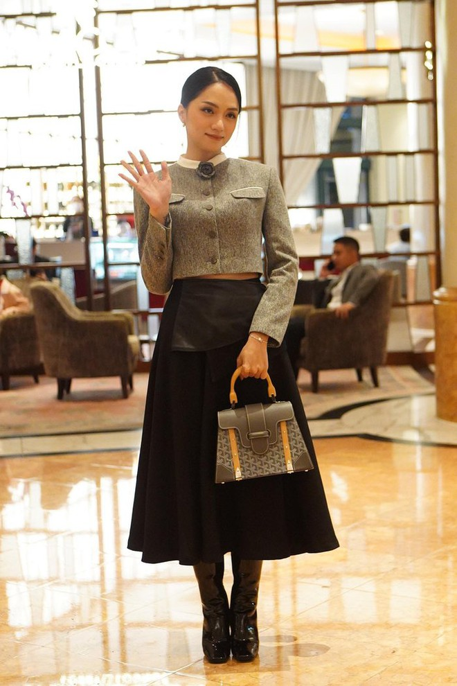 Cứ đi ăn cưới l&agrave; mỹ nh&acirc;n Vbiz n&agrave;y lại ghi điểm: Diện đồ tinh tế, kh&ocirc;ng ph&ocirc; trương, to&agrave;n local brand m&agrave; sang hết nấc- Ảnh 11.
