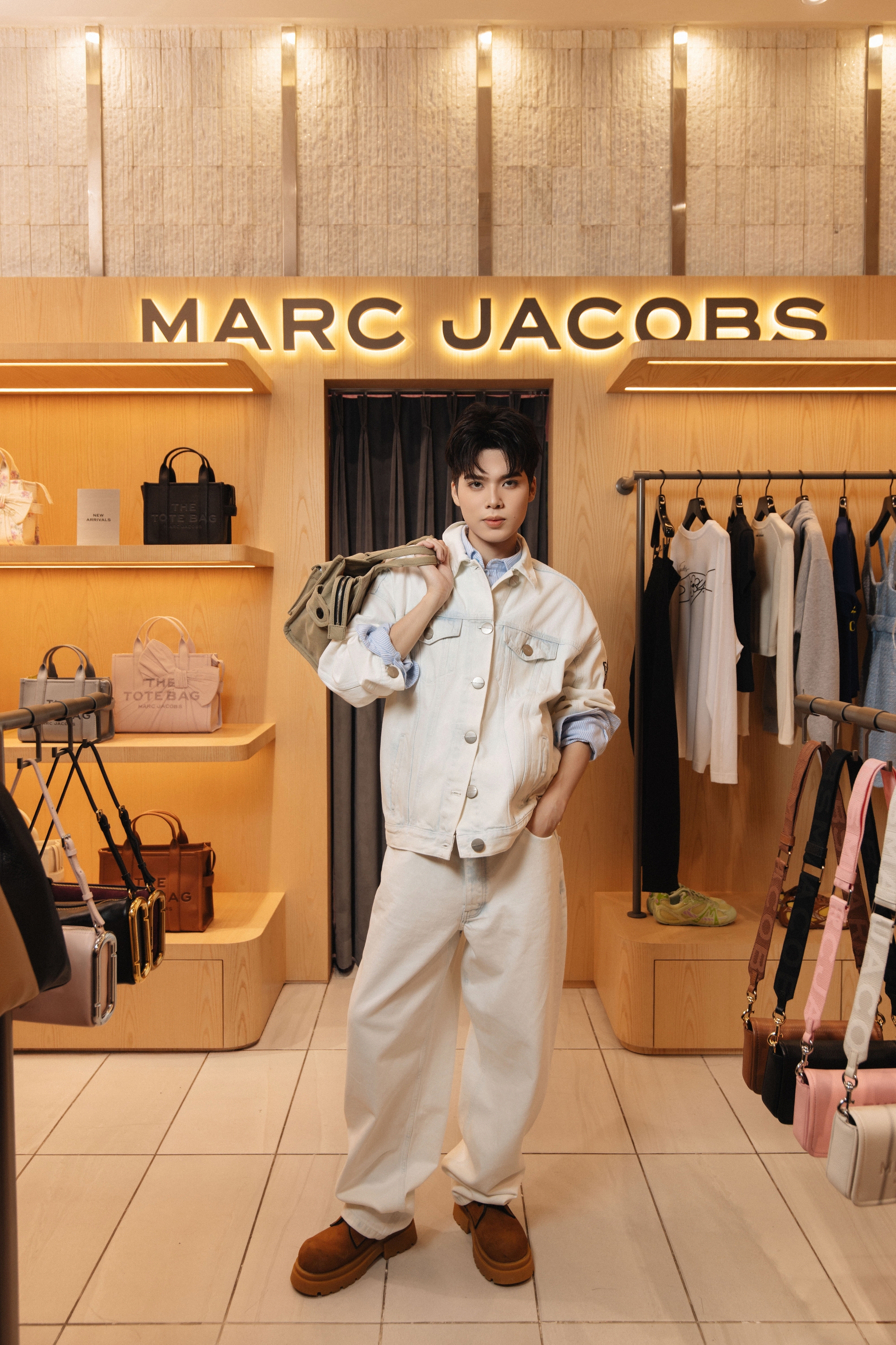 &rlm;Marc Jacobs khai trương cửa h&agrave;ng mới tại Takashimaya, đ&oacute;n Thu Đ&ocirc;ng 2026 c&ugrave;ng d&agrave;n t&iacute;n đồ thời trang&rlm; - Ảnh 12.