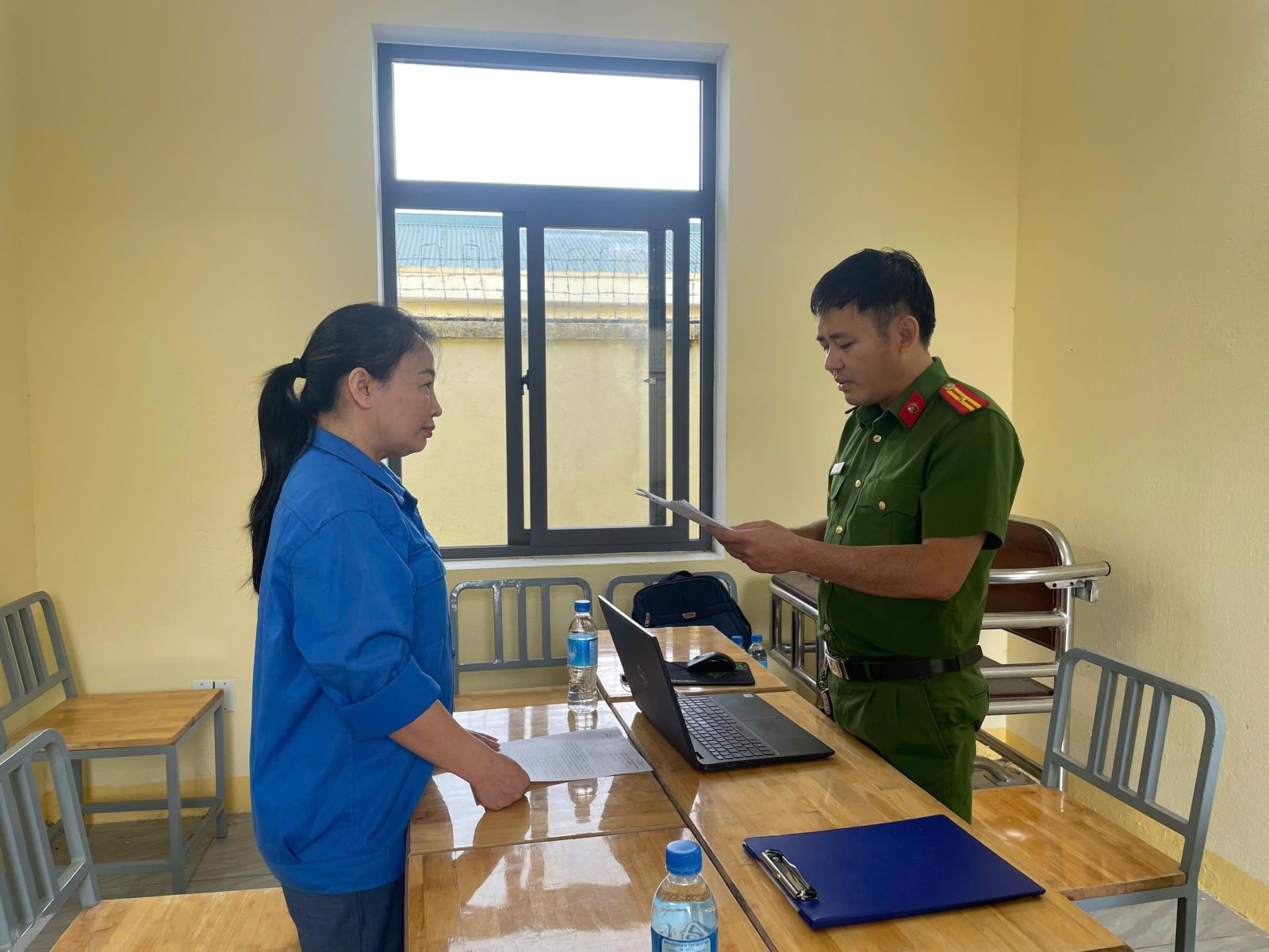 Khởi tố gi&aacute;m đốc Phạm Thị Minh L&yacute; v&agrave; kế to&aacute;n trưởng Nguyễn Thị Như &Yacute;- Ảnh 1.