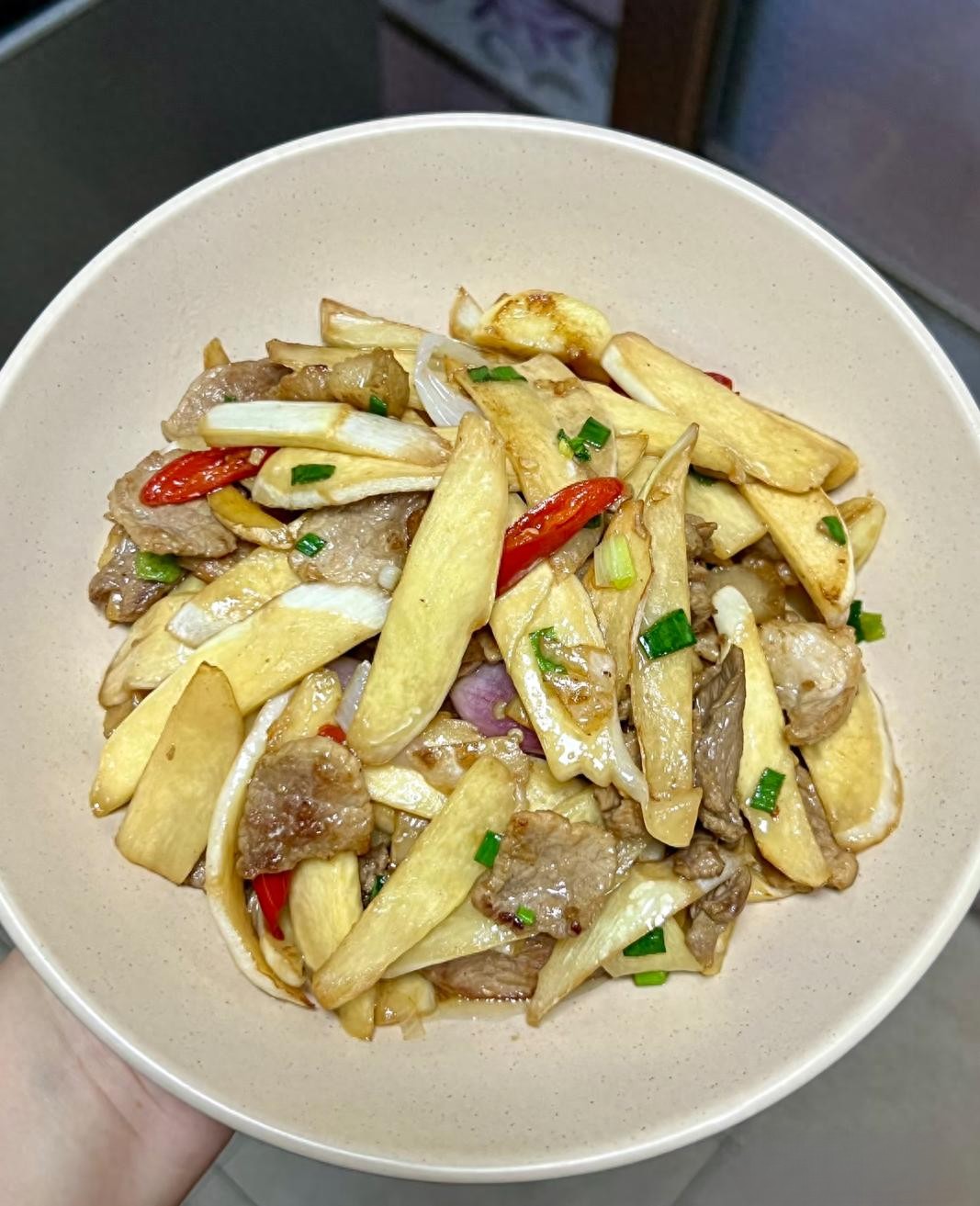 Hãy mua 3 loại rau không thuốc trừ sâu này và nấu thành các món ăn ngon miệng, tốt cho hệ tiêu hóa, lợi sức khỏe- Ảnh 1.