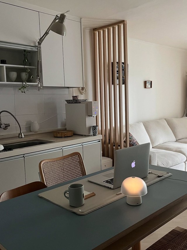 Cầm 3,1 tỷ đồng trả trước 10 năm tiền thuê nhà: Người trẻ ngày càng "enjoy" việc ở thuê?- Ảnh 1.