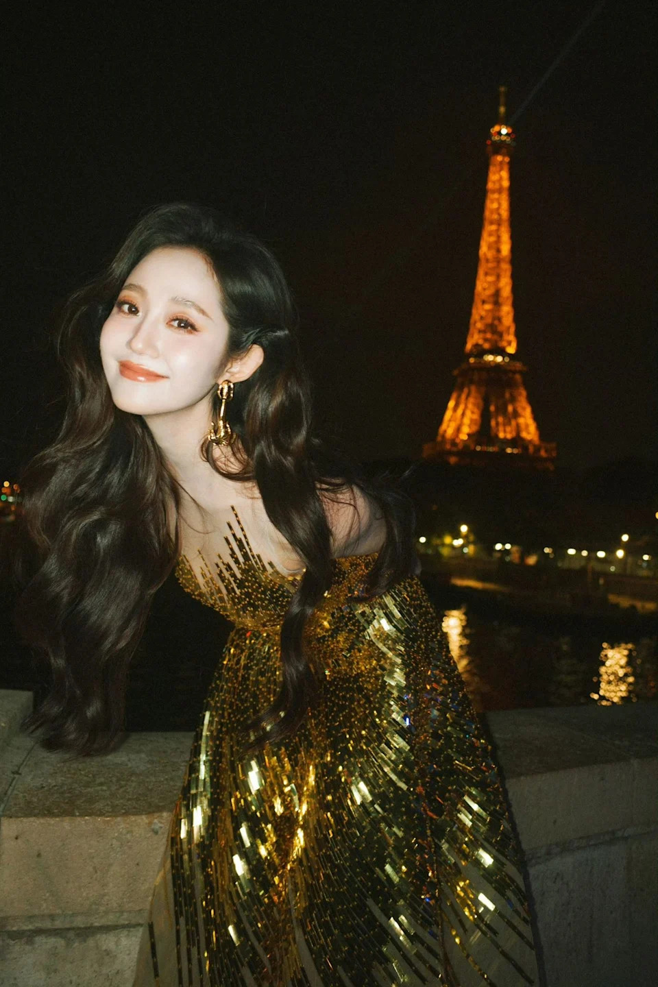 Mỹ nh&acirc;n showbiz cầu cứu v&igrave; bị kẻ trộm cuỗm mất đồ giữa ban ng&agrave;y ban mặt khi đang ở Ph&aacute;p- Ảnh 1.