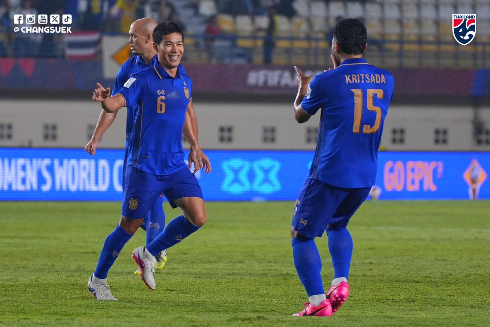 Sụp đổ trước Th&aacute;i Lan, ĐT Việt Nam hết cửa v&ocirc; địch FIFA ASEAN Cup, chấm dứt kỷ lục bất bại- Ảnh 1.