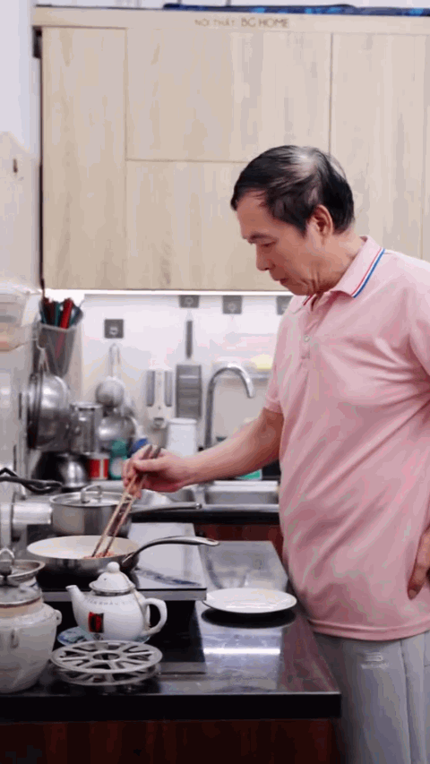 NSND Lan Hương nhận lương hưu 7,5 triệu đồng/th&aacute;ng, sống trong căn nh&agrave; H&agrave; Nội 29m&sup2;- Ảnh 7.