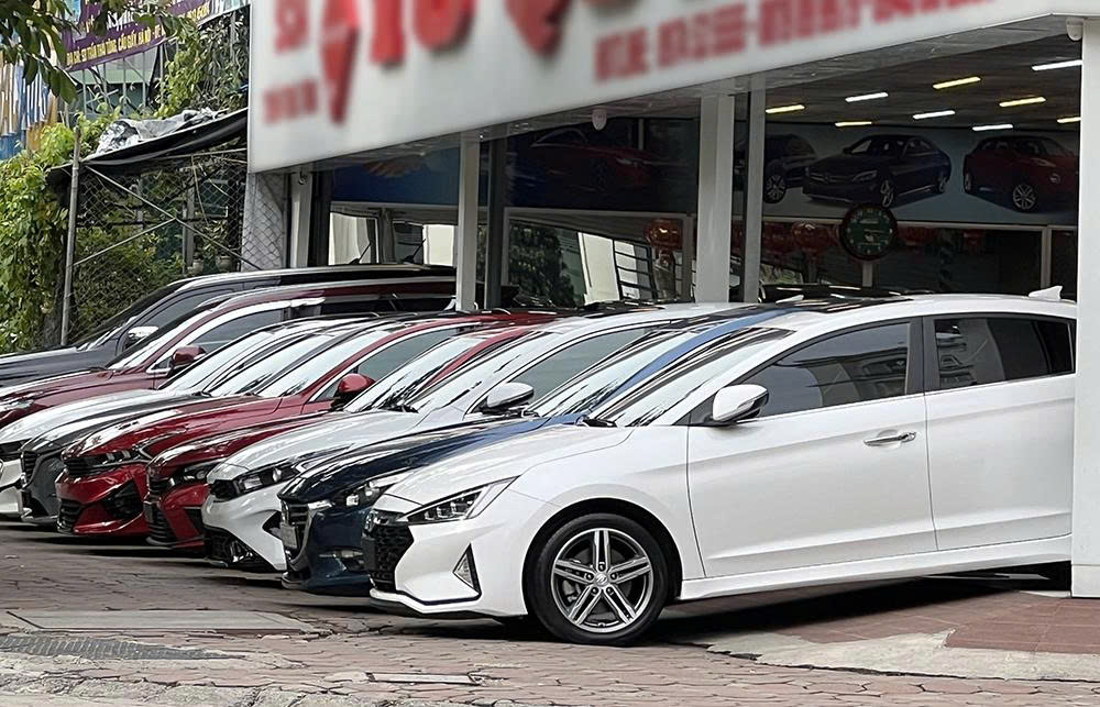 Người đàn ông ở Hà Nội chuyển 300.000.000 đồng đặt mua ô tô Mazda CX-30, tài khoản tên “Thư” lập tức xóa tin nhắn, cắt liên lạc- Ảnh 1.