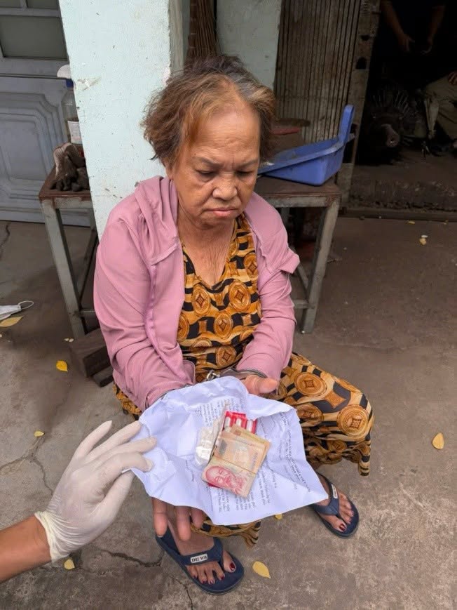 Bắt L&ecirc; Thị Mai Dung SN 1984 v&agrave; Nguyễn Thị An&nbsp;SN 1956- Ảnh 2.