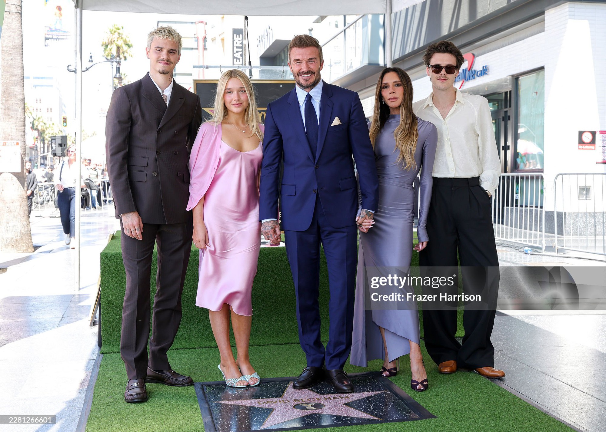 T&igrave;nh cảm gia đ&igrave;nh Beckham hiện tại sau gần 2 năm cậu cả Brooklyn dứt &aacute;o rời đi c&ugrave;ng nữ thừa kế nh&agrave; tỷ ph&uacute;- Ảnh 7.