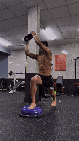 Từ nay hãy gọi thủ môn Bùi Tiến Dũng là “đội trưởng phòng gym”, body 8 múi “sầu riêng”, cơ bắp cuồn cuộn gây sốt- Ảnh 3.