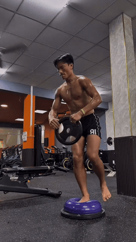 Từ nay hãy gọi thủ môn Bùi Tiến Dũng là “đội trưởng phòng gym”, body 8 múi “sầu riêng”, cơ bắp cuồn cuộn gây sốt- Ảnh 4.