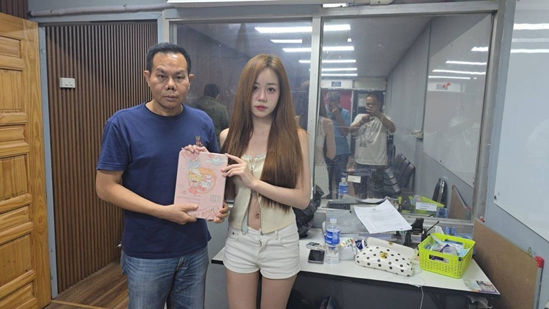 &ldquo;Parasite phi&ecirc;n bản Th&aacute;i&rdquo;: Gi&uacute;p việc đưa chồng, con đến dọn dẹp căn hộ của nữ TikToker 2,9 triệu follower v&agrave; lấy đi loạt t&agrave;i sản gi&aacute; trị- Ảnh 5.