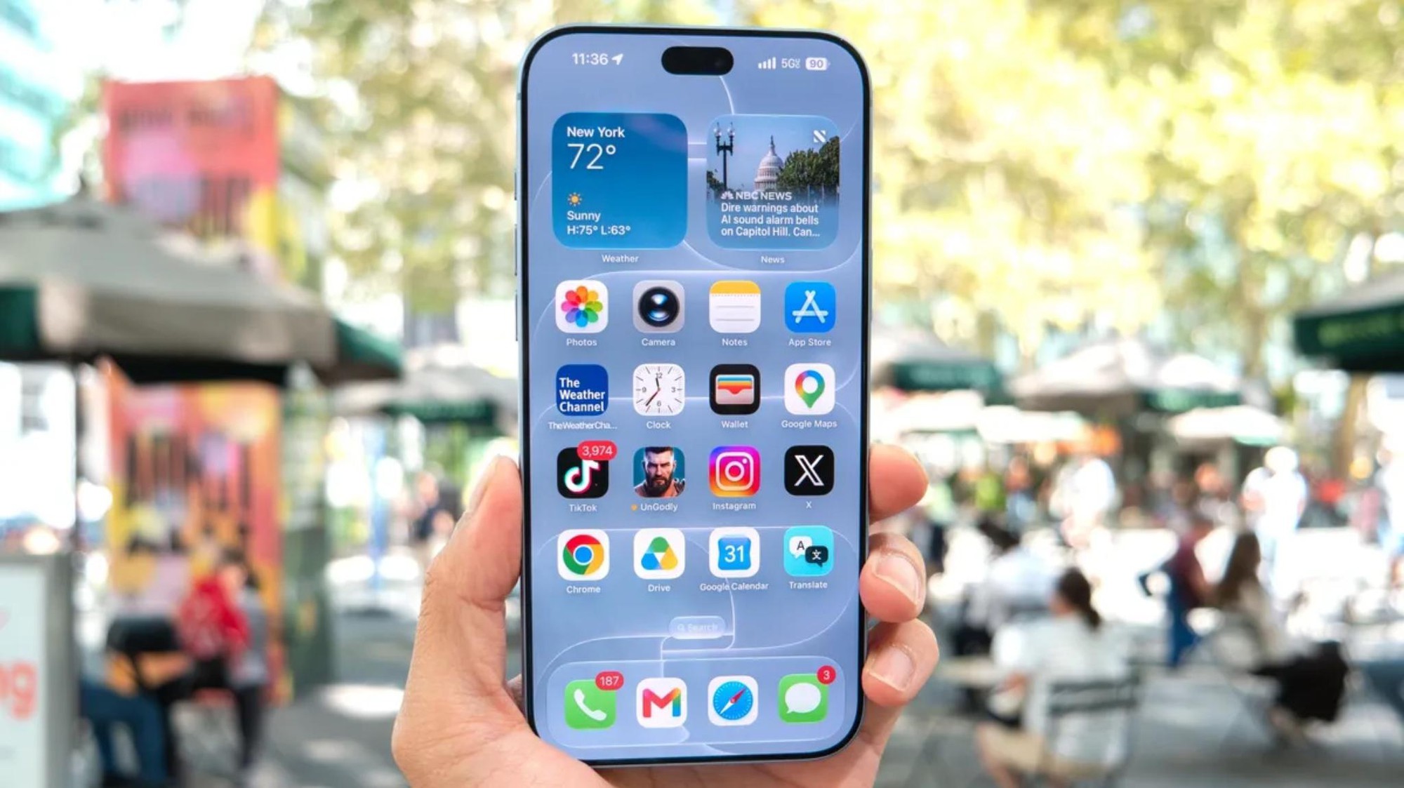 iPhone 18 Pro mới mua bị n&oacute;ng, hao pin v&agrave; hơi lag: Nguy&ecirc;n nh&acirc;n do đ&acirc;u - Ảnh 1.