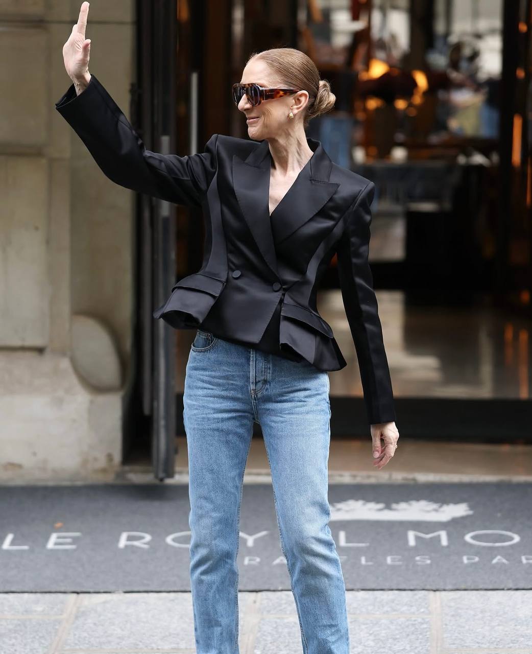Celine Dion, 58 tuổi, &ldquo;s&aacute;ch mẫu&rdquo; để bạn biết thế n&agrave;o l&agrave; đẹp v&agrave; sang- Ảnh 10.