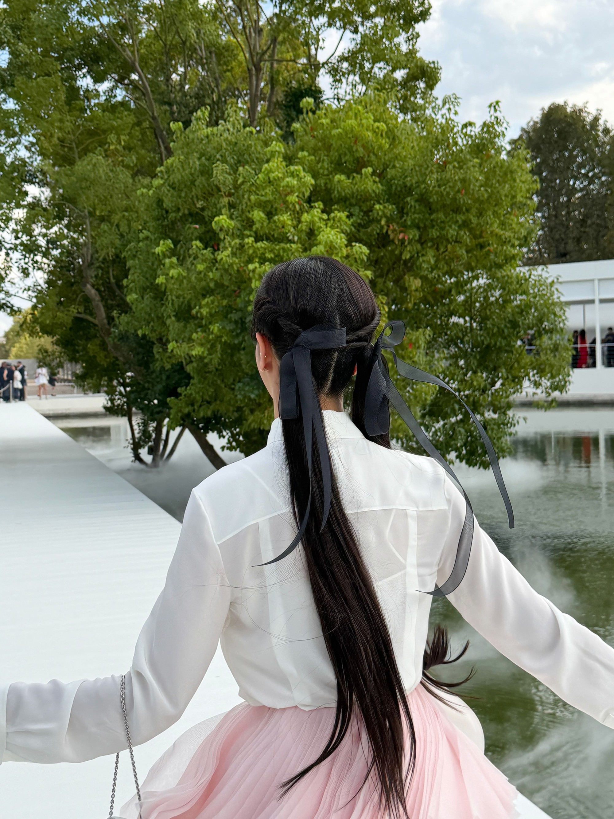 Jisoo: Xinh th&igrave; sang l&agrave;m mẫu beauty, chứ gu xấu th&igrave; đừng đi Fashion Week - Ảnh 12.