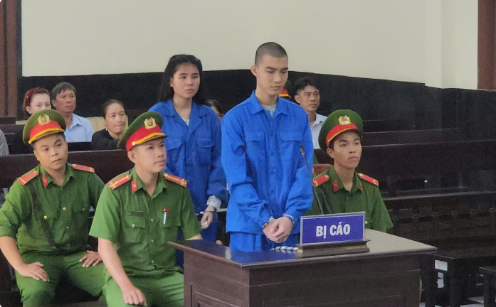 Tử h&igrave;nh Đo&agrave;n V&otilde; Ho&agrave;ng Ph&uacute;c SN 2003- Ảnh 1.