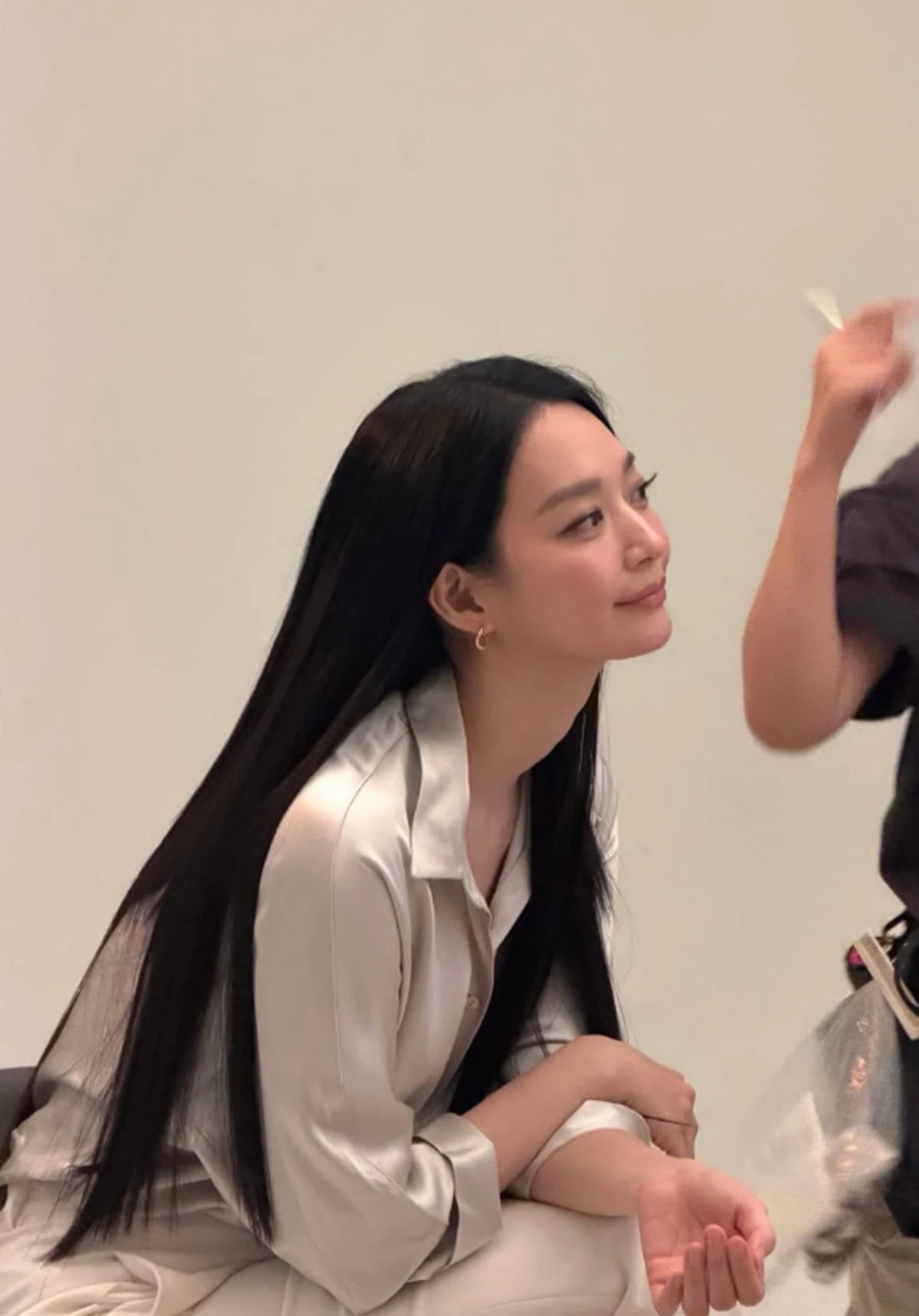 Chuyện g&igrave; đang xảy ra giữa Song Hye Kyo - Shin Min Ah?- Ảnh 2.