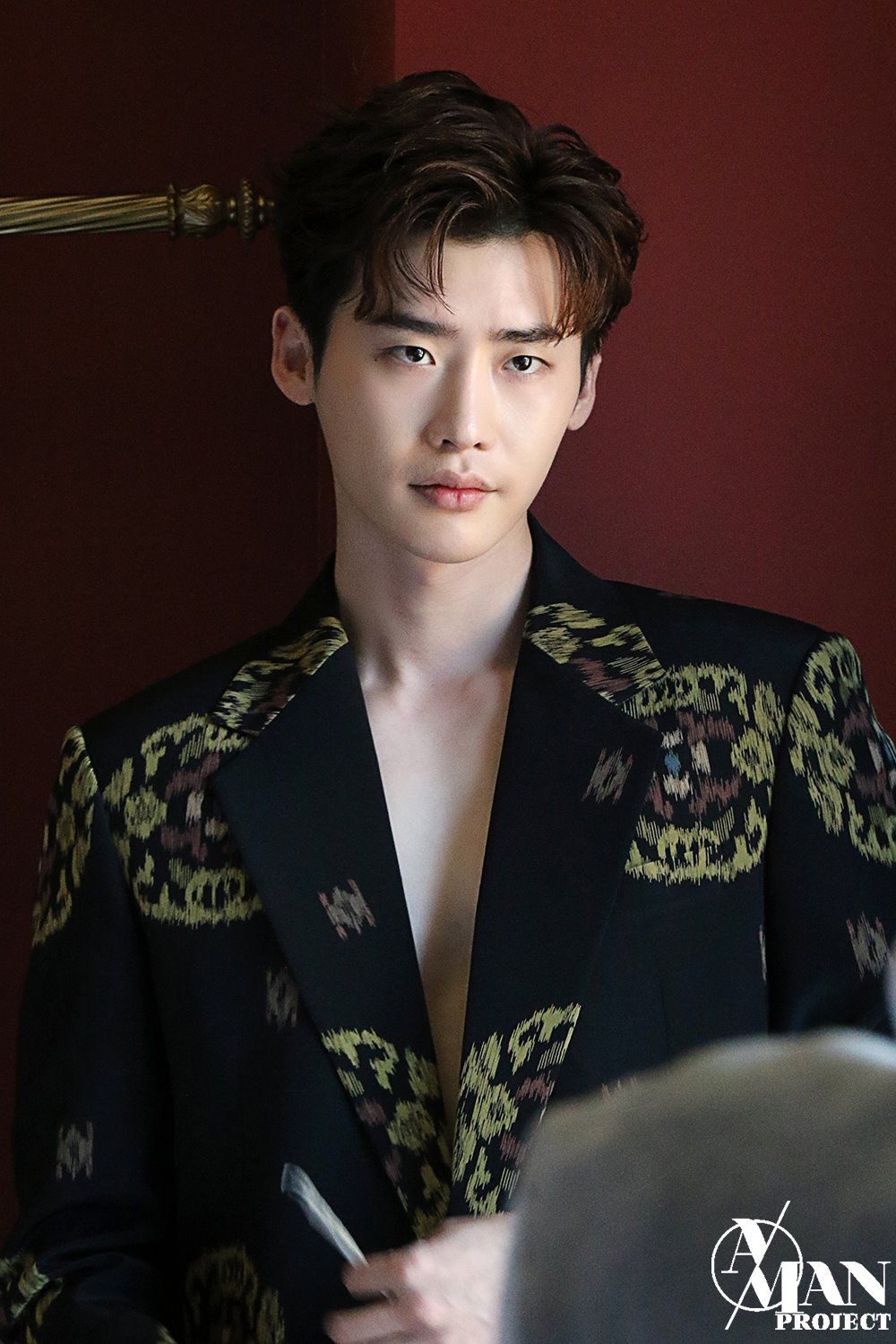 Vừa chia tay IU, Lee Jong Suk và "tiểu tam tin đồn" Moon Ga Young liền hẹn hò ở sự kiện lớn, hiên ngang khoe tín vật tình yêu- Ảnh 7.