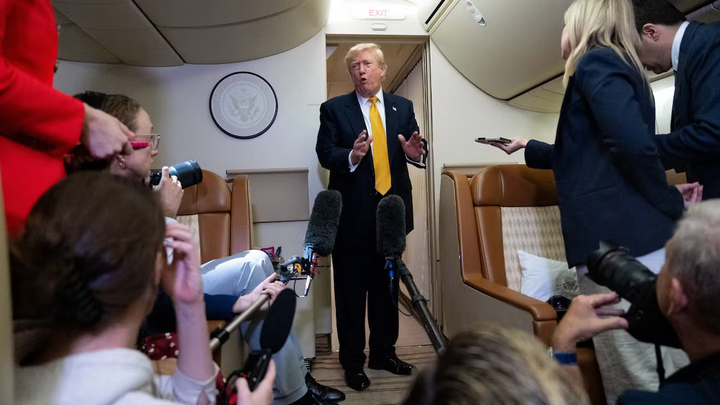 28 ph&uacute;t nghẹt thở chứng kiến Tổng thống Trump tho&aacute;t hiểm bằng xe chở suất ăn- Ảnh 3.