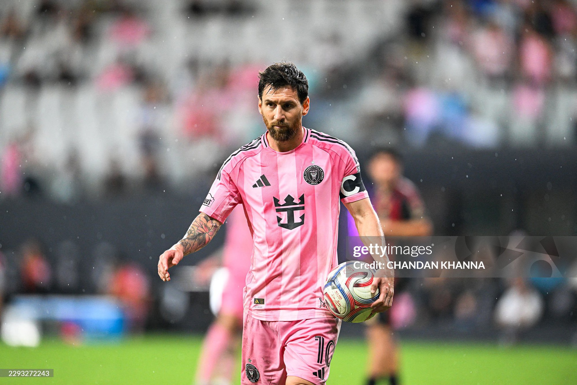 Messi t&aacute;i xuất sau tuy&ecirc;n bố từ gi&atilde; ĐT Argentina: D&ugrave; kh&ocirc;ng ghi b&agrave;n nhưng đ&ocirc;i ch&acirc;n thi&ecirc;n t&agrave;i ở tuổi 39 vẫn qu&aacute; kh&aacute;c biệt- Ảnh 7.