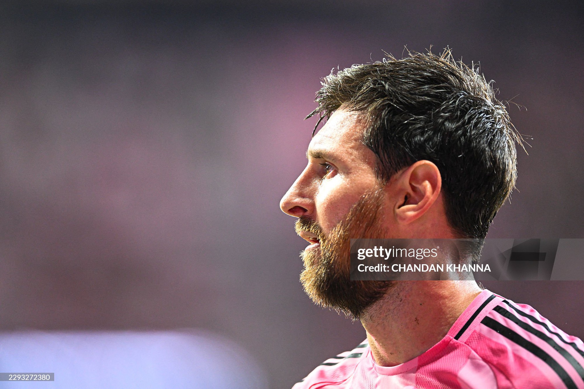 Messi t&aacute;i xuất sau tuy&ecirc;n bố từ gi&atilde; ĐT Argentina: D&ugrave; kh&ocirc;ng ghi b&agrave;n nhưng đ&ocirc;i ch&acirc;n thi&ecirc;n t&agrave;i ở tuổi 39 vẫn qu&aacute; kh&aacute;c biệt- Ảnh 1.