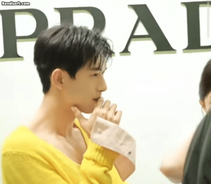Mỹ nam duy nhất khiến Dương Mịch h&eacute;t l&ecirc;n "đẹp trai qu&aacute;" 4 lần giữa sự kiện: Visual g&acirc;y nghiện như dặm b&ugrave;a l&ecirc;n mặt- Ảnh 3.