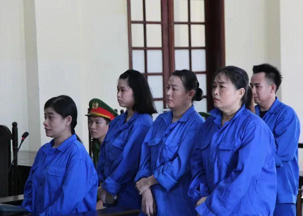 "C&ocirc; d&acirc;u" Nguyễn Ngọc Thảo SN 2007 lĩnh &aacute;n t&ugrave; v&igrave; lừa đảo- Ảnh 1.