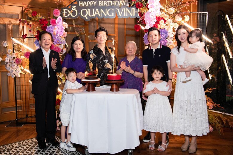 Việt Nam c&oacute; gia đ&igrave;nh đại gia 4 thế hệ sống chung h&ograve;a thuận trong biệt thự 1.000m2 giữa trung t&acirc;m H&agrave; Nội, nếp nh&agrave; đặc biệt được giữ qua nhiều thế hệ- Ảnh 3.