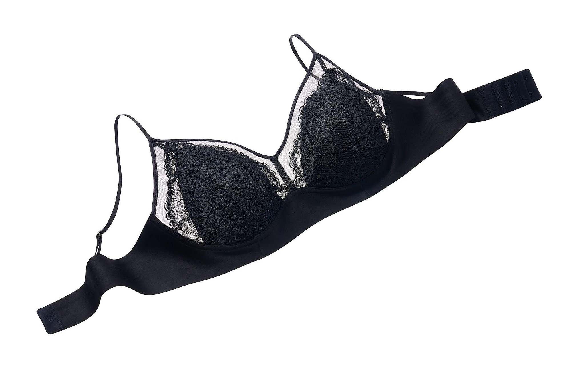 Triumph ra mắt BST Love in Lace, đ&aacute;nh thức sức mạnh ẩn sau vẻ mềm mại - Ảnh 2.
