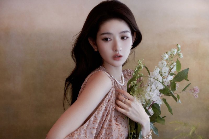 Đ&acirc;y mới l&agrave; mỹ nh&acirc;n được chấm cho vai nữ ch&iacute;nh Đầu Xu&acirc;n Tươi S&aacute;ng: Mặt đẹp hơn b&uacute;p b&ecirc;, d&aacute;ng chuẩn 100% nguy&ecirc;n t&aacute;c- Ảnh 2.