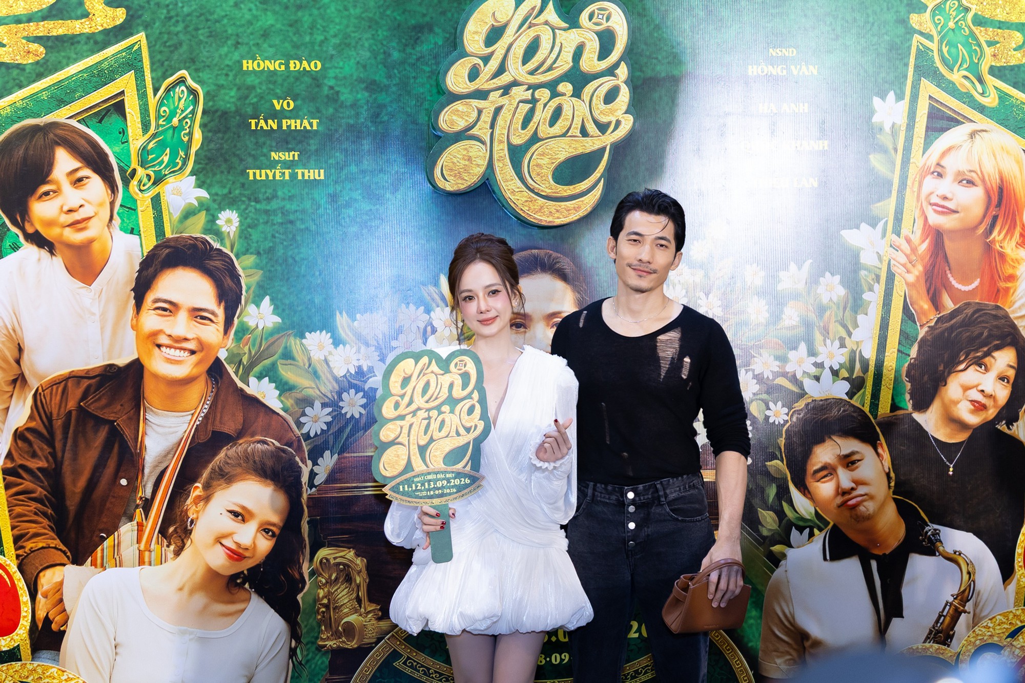 Thảm đỏ HOT nhất tối nay: Hạ Anh lộng lẫy như nữ thần, Uyển &Acirc;n - Minh Anh đẹp g&igrave; m&agrave; đẹp khiếp thế- Ảnh 11.