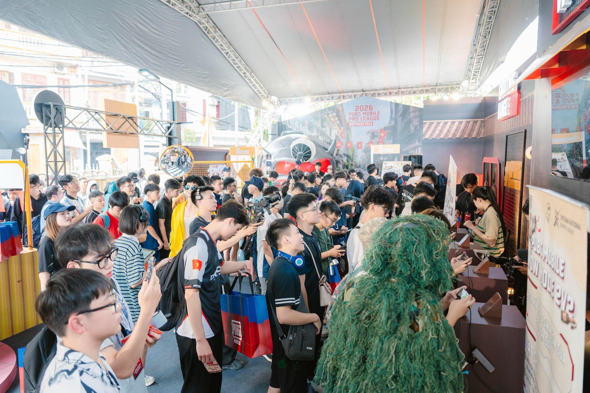 Đội tuyển Team Flash vô địch giải đấu 2026 PUBG Mobile Pro League Vietnam Fall - Ảnh 5.