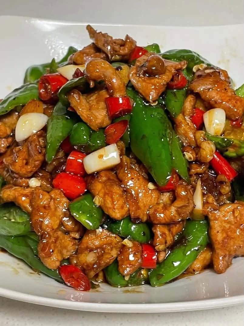 4 c&aacute;ch chế biến ức g&agrave; độc đ&aacute;o, ngon miệng, dễ l&agrave;m, đặc biệt l&agrave; c&ocirc;ng thức cuối c&ugrave;ng với hương vị tỏi đậm đ&agrave;- Ảnh 1.