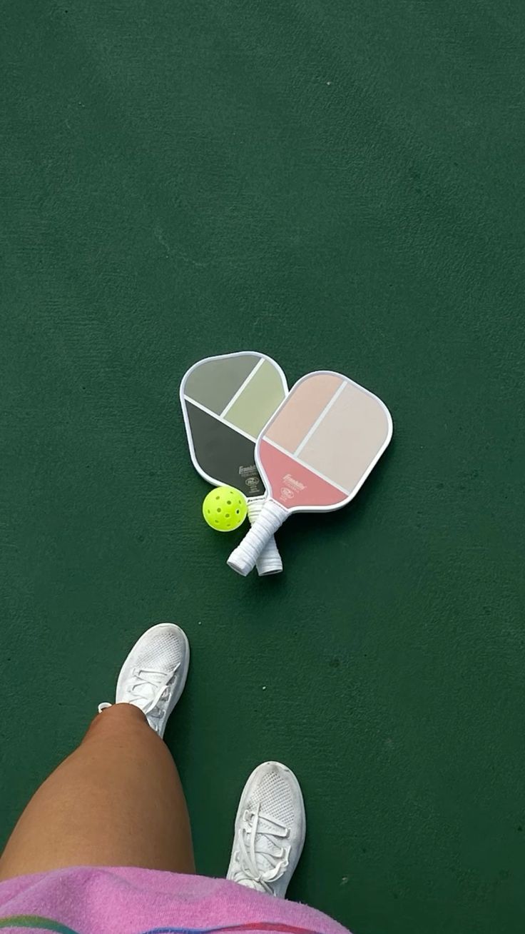 33 tuổi, v&igrave; sao t&ocirc;i th&iacute;ch ra s&acirc;n chạy theo quả b&oacute;ng pickleball? V&igrave; tới l&uacute;c cần một thứ để m&ecirc; m&agrave; kh&ocirc;ng cần phải giỏi- Ảnh 1.