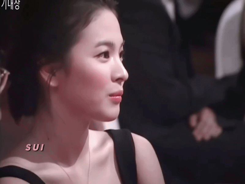 Viral nhan sắc tuổi 23 của Song Hye Kyo: So với hiện tại m&agrave; ngỡ ng&agrave;ng!- Ảnh 1.