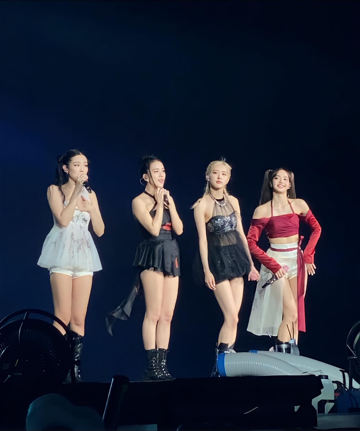 H&agrave; Nội li&ecirc;n tục đ&oacute;n si&ecirc;u sao Kpop: Từ G-Dragon, PSY, BIGBANG đến &ldquo;c&uacute; nổ&rdquo; GDA 2027- Ảnh 4.