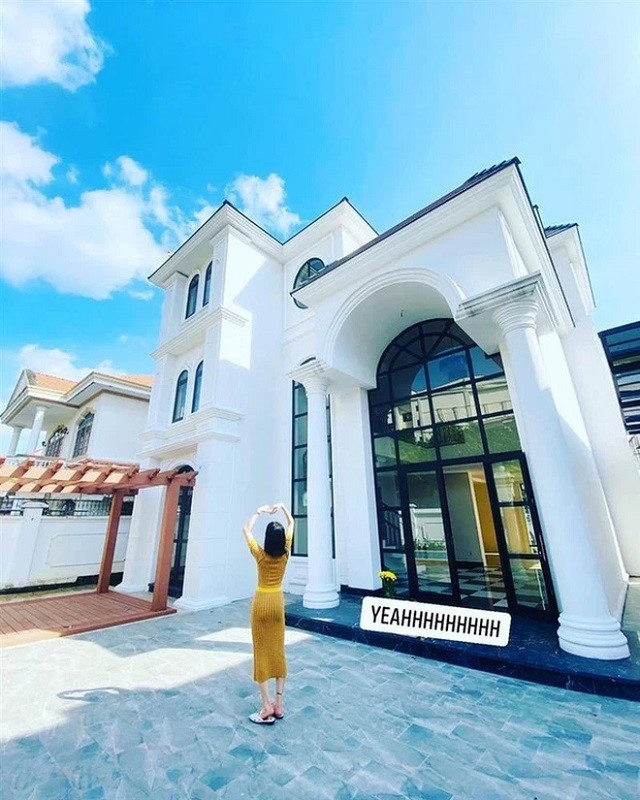 Ca sĩ Việt h&aacute;t một show thu nửa tỷ: Chỉ nhờ giọng h&aacute;t m&agrave; gi&agrave;u kếch x&ugrave;, 2 căn biệt thự g&acirc;y cho&aacute;ng ở TP.HCM lẫn H&agrave; Nội- Ảnh 5.