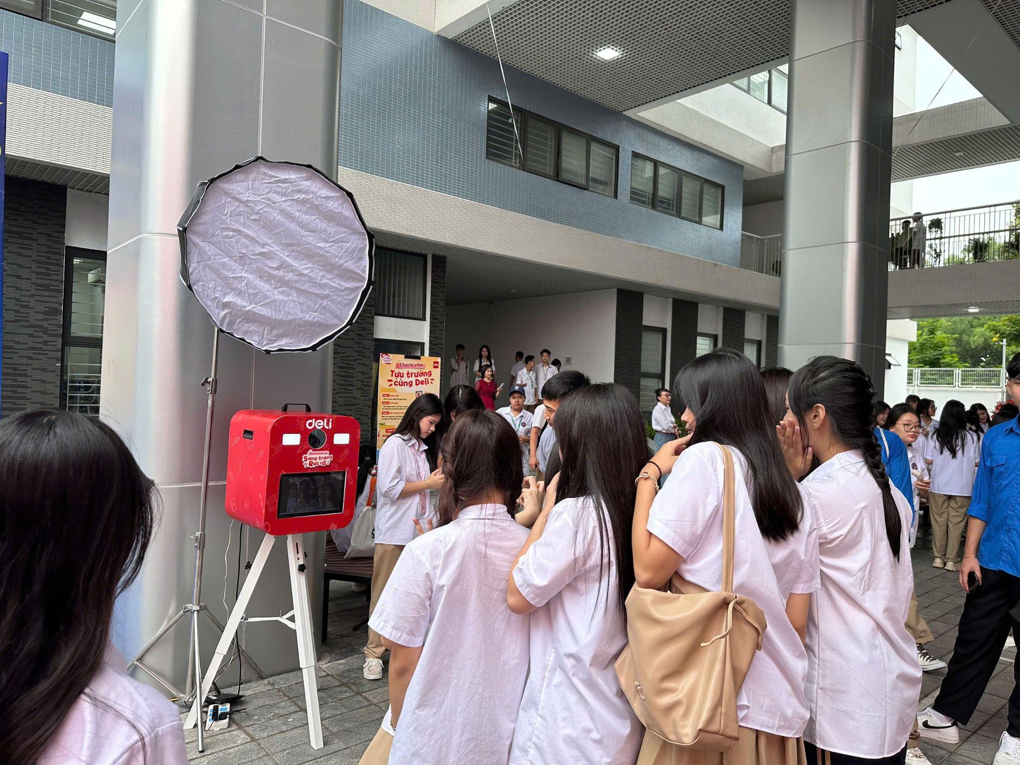 Háo hức sắm sửa hành trang - “sang trang rực rỡ” mùa khai giảng 2026- Ảnh 5.