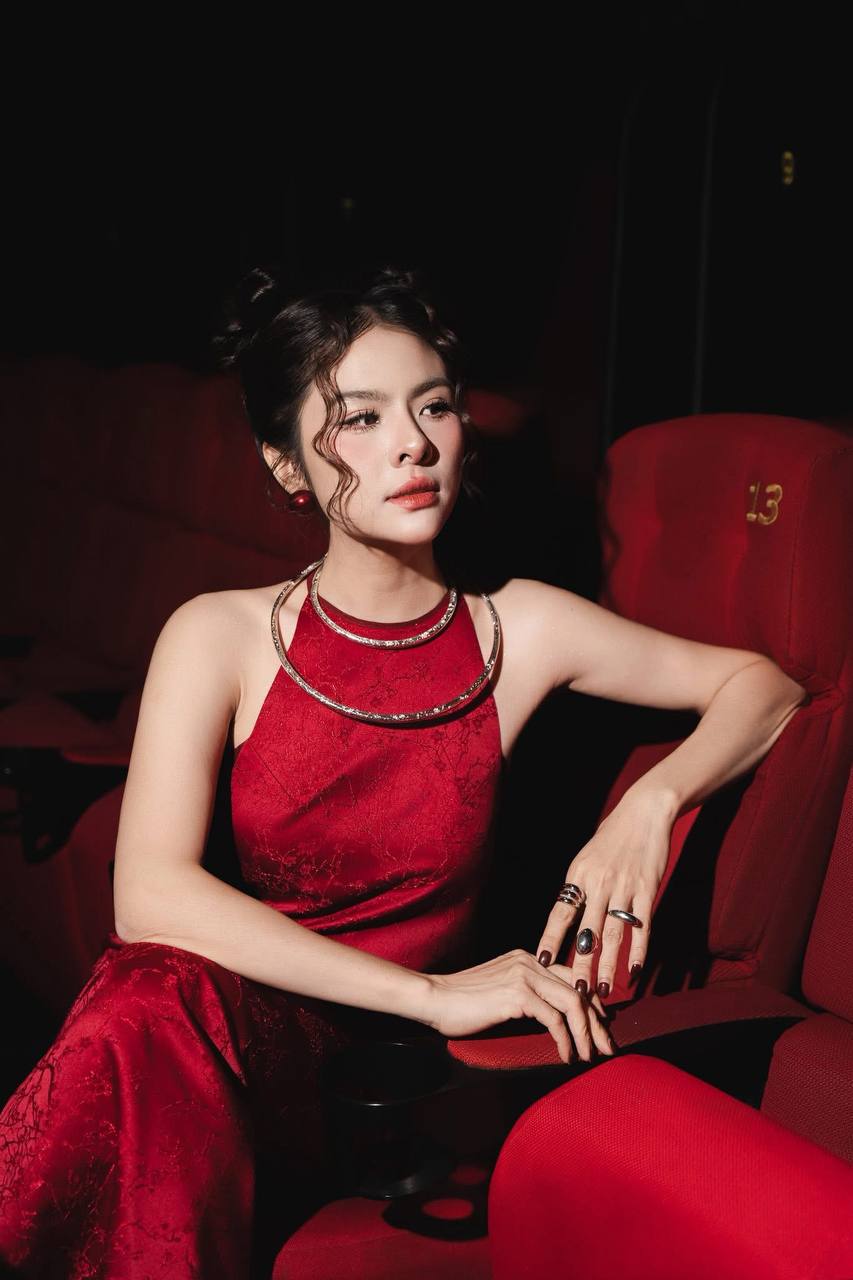 Mỹ nhân ở ẩn nhiều năm trở lại showbiz, eo thon không ai tin đã là mẹ 4 con- Ảnh 6.