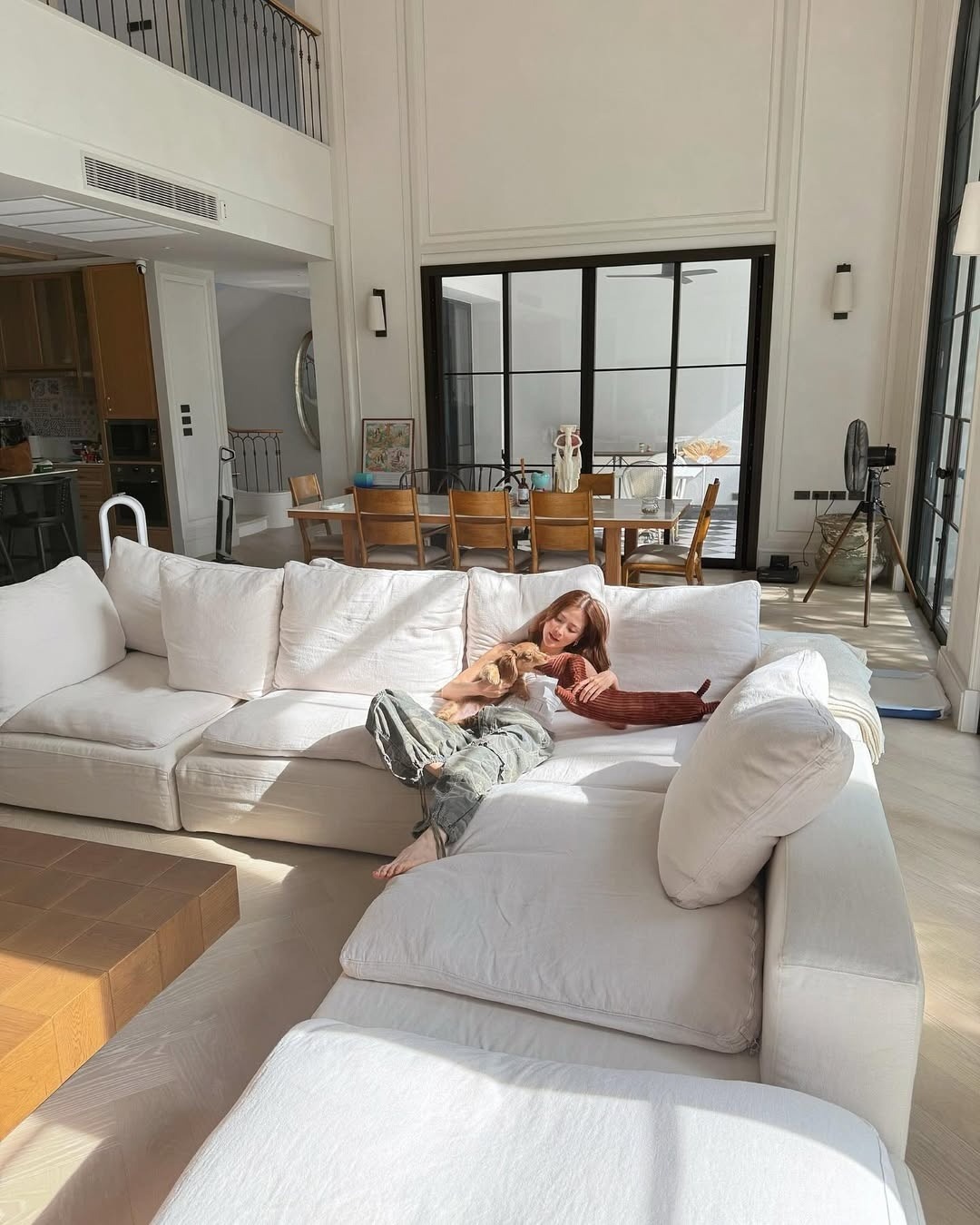 Nh&agrave; ri&ecirc;ng 55 tỷ, rộng 8.000m2 của Baifern Pimchanok - Ảnh 4.