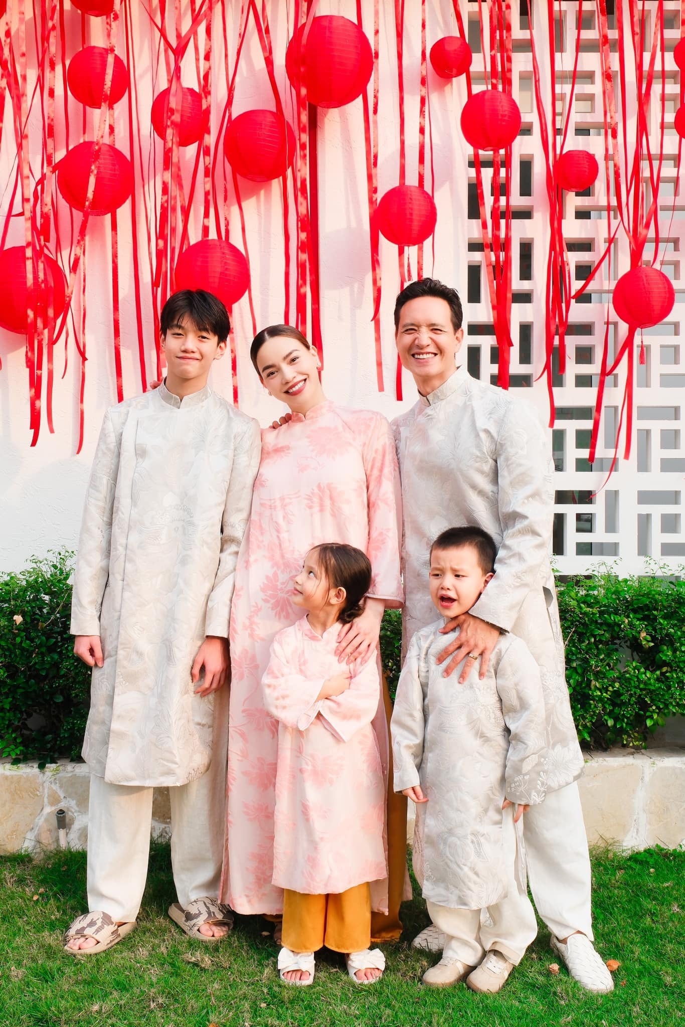 Cường Đ&ocirc; La đi họp phụ huynh c&ugrave;ng Hồ Ngọc H&agrave;: "Cảm ơn vợ y&ecirc;u Đ&agrave;m Thu Trang v&igrave; bao dung"- Ảnh 3.