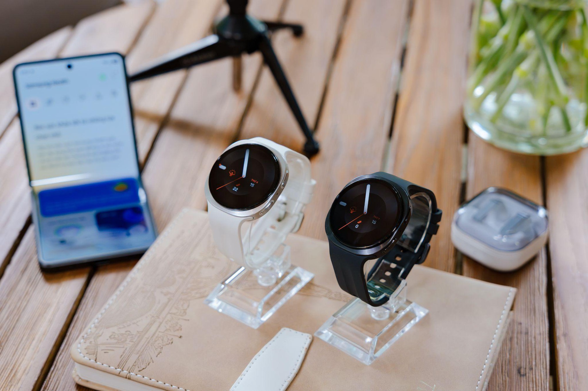 Galaxy Watch9 hay Galaxy Watch Ultra2, đ&acirc;u l&agrave; smartwatch ph&ugrave; hợp với phong c&aacute;ch sống của bạn - Ảnh 1.