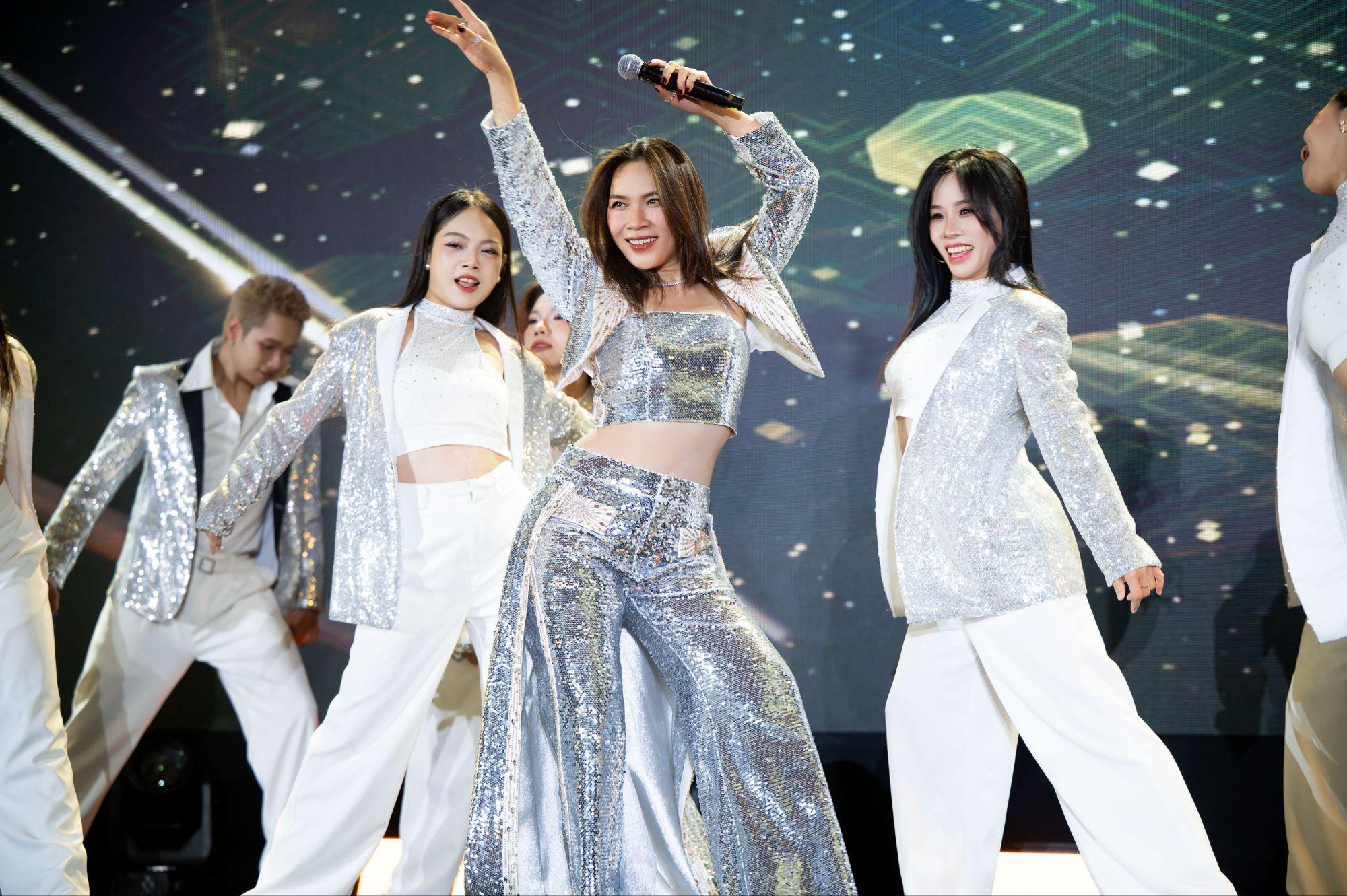 Mỹ T&acirc;m tham gia show nhạc do Phương Mai l&agrave;m sản xuất - Ảnh 5.