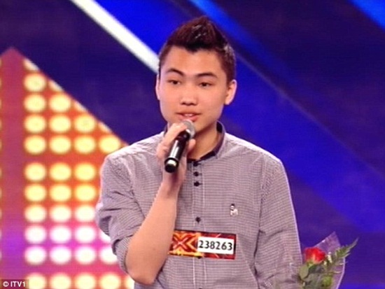 cau-sinh-vien-ha-noi-lam-nao-loan-x-factor-uk-2012