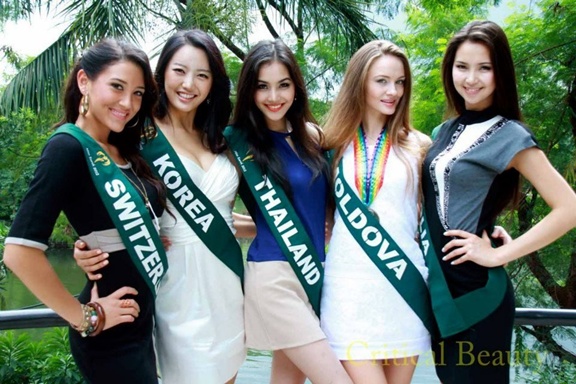 Hoàng Anh tiếp tục "vuột" 2 giải phụ ở Miss Earth 7