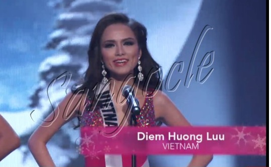 Diễm Hương rực rỡ tại bán kết Miss Universe 2012 1