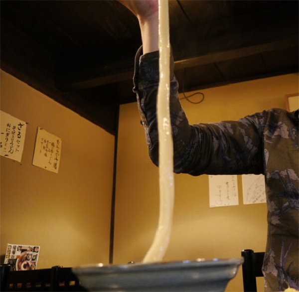 Nhật Bản: Ngỡ ngàng với sợi mỳ... to như con rắn 5